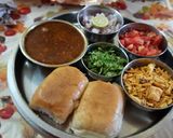 A picture of step 6 of Misal pav.