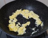 Foto langkah ke 2 dari resep Mie Nasi Goreng.