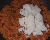 Foto langkah ke 4 dari resep Kang's Kitchen 2 Menu : Kimchi Bap / 김치 밥 이 피 오 씁니다.
