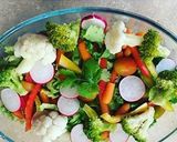 Foto del paso 6 de la receta: Pollo en salsa y vegetales