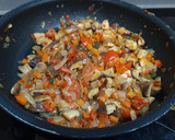 Foto del paso 1 de la receta: Cardo con setas y almendras