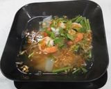 รูปขั้นตอนการทำที่ 7 ของ เส้นใหญ่น้ำกุ้ง