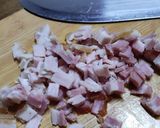 Foto del paso 1 de la receta: Arroz con panceta y arvejas