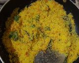 A picture of step 4 of Udupi style Rava idli.