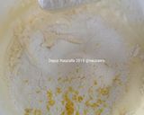 Foto langkah ke 3 dari resep Classic Lemon Cake (Lembut, Enak & Irit).