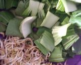 Foto langkah ke 1 dari resep Sayur Bening Pokcoy.