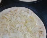 Foto del paso 6 de la receta: Pizzas caseras de tomate y de cebollas