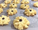 Foto langkah ke 4 dari resep Kue kering Semprit choco chip mudah anti gagal - resep kue kering - kue lebaran.