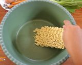 Foto langkah ke 1 dari resep Mie Biasa, Jadi Luar Biasa | Mie Goreng Bumbu Racik.