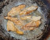 Foto langkah ke 2 dari resep Panggang Tengiri Masak Kecap Pedas.
