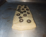 Foto del paso 6 de la receta: Ciabatta artesanal con aceitunas rellena de espinacas con queso
