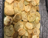 Foto del paso 3 de la receta: Pastel al horno de berenjenas, pimentón y papas gratinados con queso