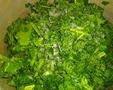 A picture of step 4 of Sarso ka saag.