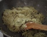 A picture of step 3 of Lauki ka Halwa.