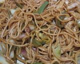 A picture of step 2 of Hakka Noodles recipe.