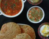 आलू पूरी(aloo poori refcipe in hindi) रेसिपी चरण 8 फोटो