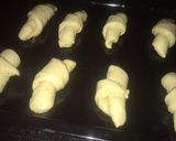 A picture of step 3 of Bread rolls🥠.