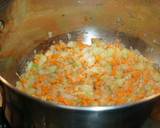 Foto del paso 2 de la receta: Sopa de arvejas verdes secas partidas con tostadas de queso de cabra. Jon Style