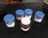 Foto del paso 7 de la receta: Yogurt firme!! Con compota de frutos rojos