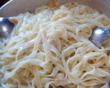 Pas rețetă Tagliatelle-Paste făinoase cu ciuperci, smântâna și busuioc 2 fotografie