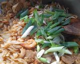 Foto langkah ke 4 dari resep Kwetiau goreng.