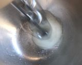Foto del paso 2 de la receta: Merengue para mousse o también llamado merengue líquido en gastronomía más tips