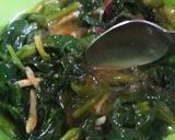 Foto langkah ke 3 dari resep Omelet daun ginseng sambal pete teri medan.