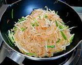 รูปขั้นตอนการทำที่ 9 ของ ผัดหมี่โบราณ
