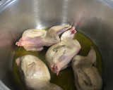 Foto del paso 2 de la receta: Codornices estofadas a las hierbas