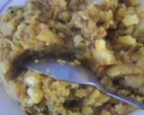A picture of step 5 of Aloo samosay.