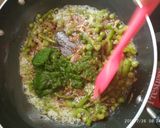 A picture of step 5 of Coriander masala rice.
