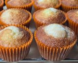 Foto del paso 3 de la receta: Magdalenas con miel 🍯 🐝(inspiradas en una receta de Encarni 🥰)