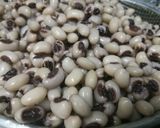 A picture of step 1 of Mexican Beans selad.