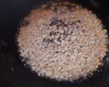 A picture of step 1 of Garlic mushroom fried rice.