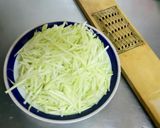 Foto langkah ke 2 dari resep Rujak serut mangga muda #bikin ramadhan berkesan.