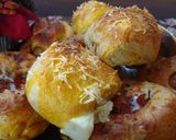 Foto langkah ke 8 dari resep Roll pizza & sosis roll rendah karbo.