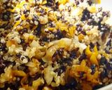 Foto del paso 4 de la receta: ʜᴀᴍʙᴜʀɢᴜᴇsᴀ ᴅᴇ ᴀʀʀᴏᴢ  ɴᴇɢʀᴏ, ϙᴜɪɴᴏᴀ, ᴢᴀᴘᴀʟʟᴏ ʏ  ᴍᴀɴᴢᴀɴᴀ ᴅɪsᴇᴄᴀᴅᴀ
