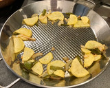 Foto del paso 2 de la receta: Rodaballo salvaje al horno con patatas panaderas 🤩