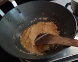 ઘઉં ના લોટ નો શીરો (Wheat Flour Sheera Recipe In Gujarati) રેસીપી સ્ટેપ2ફોટો