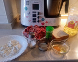 Foto del paso 1 de la receta: Albóndigas con champiñones y zanahorias en Monsieur Cuisine