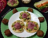 A picture of step 8 of Mini Pita Bread With Colourful Hummus.