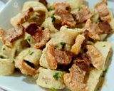 Foto del paso 6 de la receta: Pasta calamarata con torreznos y salsa de verduras trufada