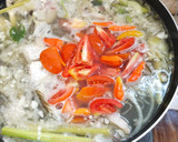 Foto langkah ke 3 dari resep Sup Asam Segar Ikan Gabus.