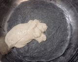 Foto langkah ke 2 dari resep Charcoal Jinten Hitam Italian Herbs Cheese Sourdough Bread.