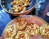 A picture of step 4 of Murmura Chikki.