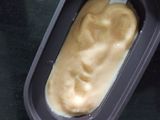 Helado de nectarina relleno de arándanos y cerezas