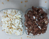 Foto del paso 5 de la receta: Palomitas de maíz caseras y bañadas en chocolate 🍿🍿🍿🍿🍫🍫🍫