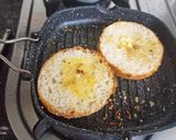 A picture of step 8 of Kala chaana tikki burger.