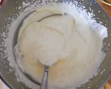 Foto del passaggio 2 della ricetta Tiramisù mimosa in coppa