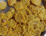 ડુંગળી ના ઢુંબા ભજીયા (Dungri Dhumba Bhajiya Recipe In Gujarati) રેસીપી સ્ટેપ3ફોટો